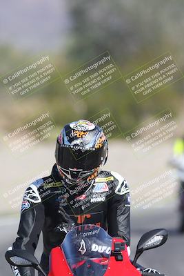 media/Oct-30-2025-Racers Edge (Thu) [[dabbdaf680]]/3-B Group/Session 2 Turn 2/